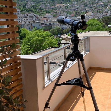 Novi'S Luxury Apartment 2 Gjirokastër Екстериор снимка