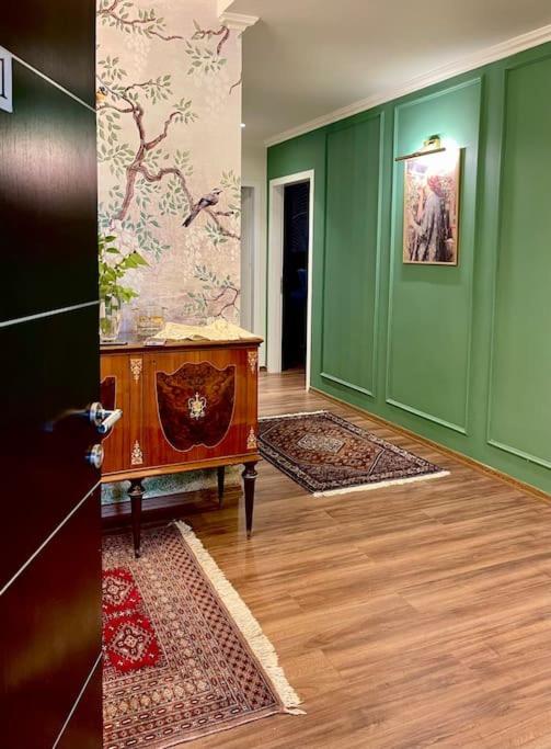 Novi'S Luxury Apartment 2 Gjirokastër Екстериор снимка