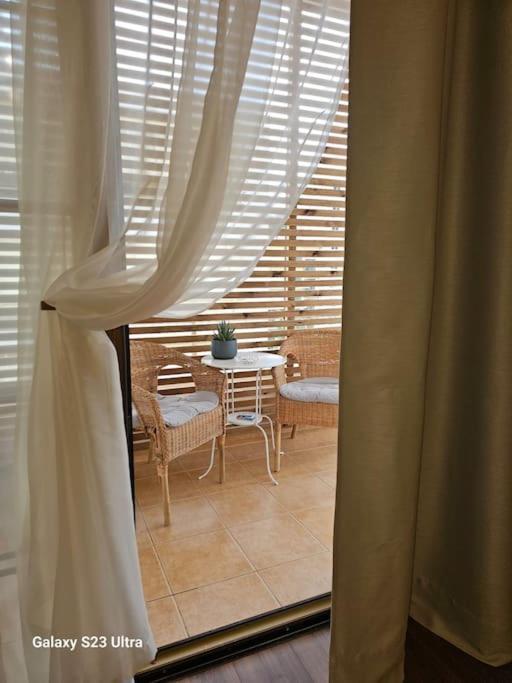 Novi'S Luxury Apartment 2 Gjirokastër Екстериор снимка