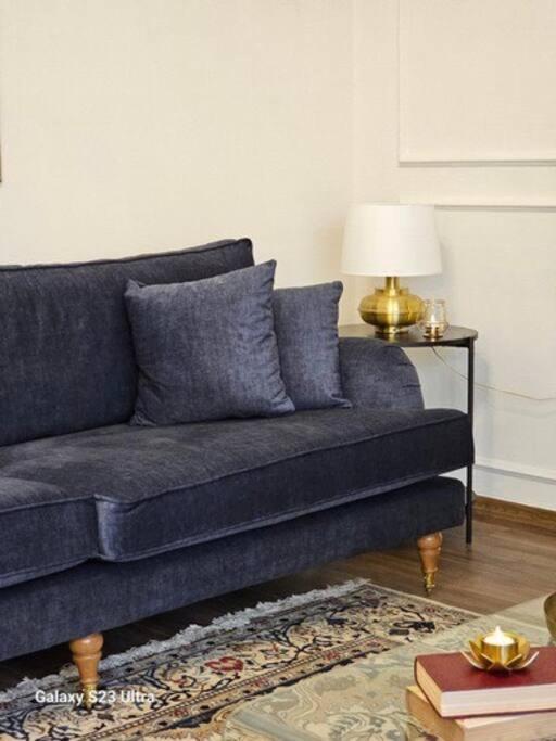 Novi'S Luxury Apartment 2 Gjirokastër Екстериор снимка