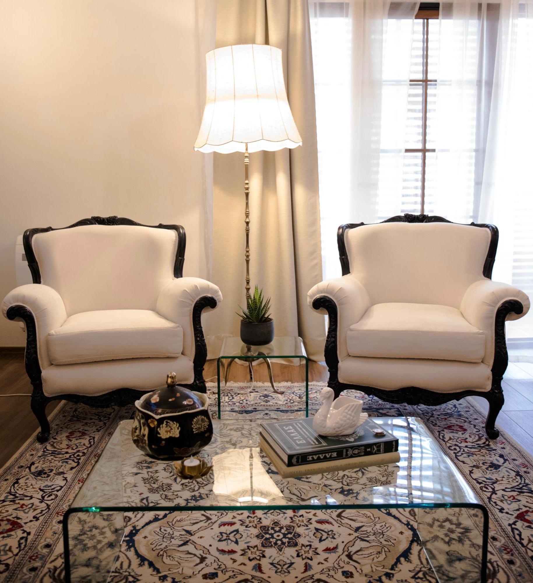 Novi'S Luxury Apartment 2 Gjirokastër Екстериор снимка