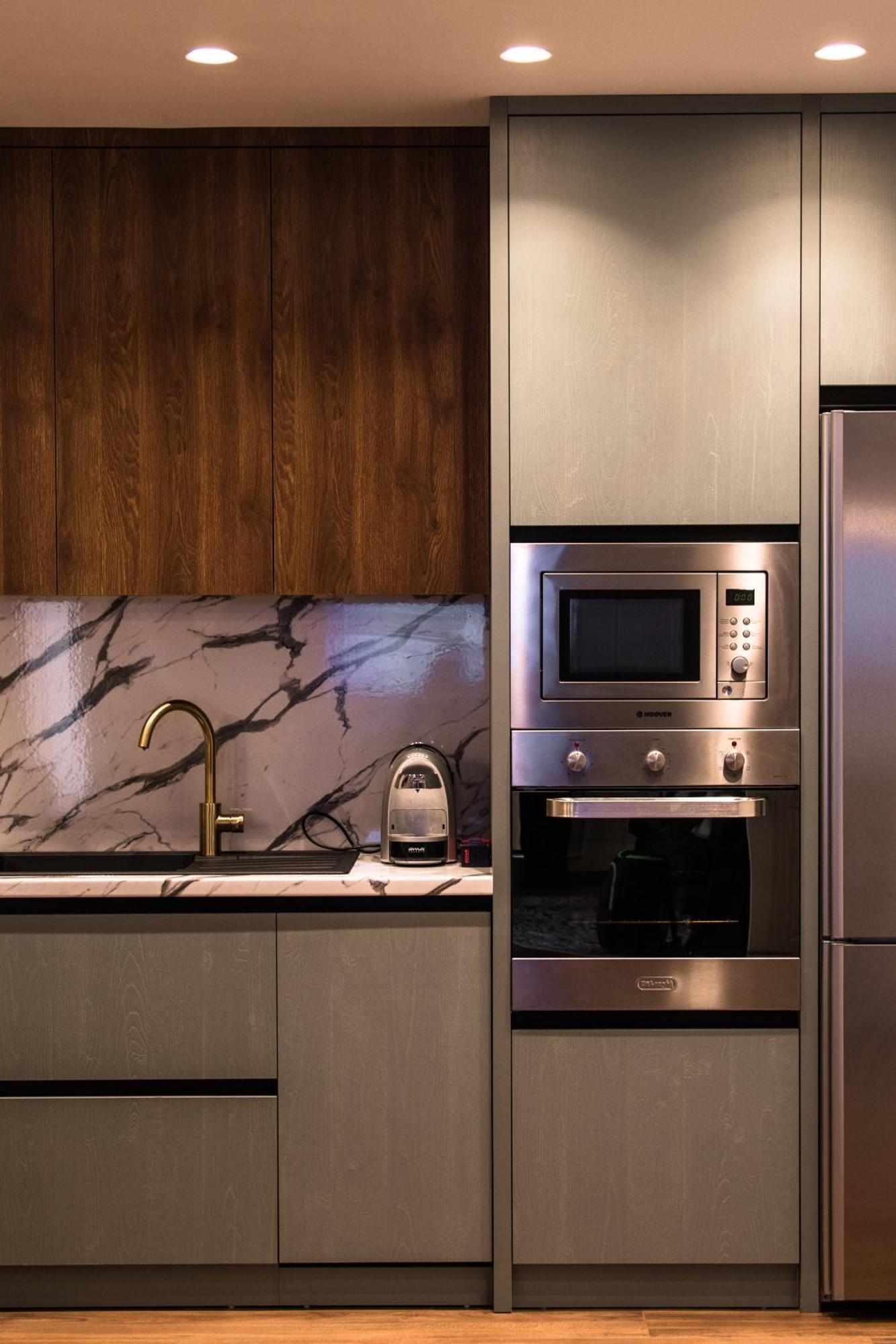 Novi'S Luxury Apartment 2 Gjirokastër Екстериор снимка